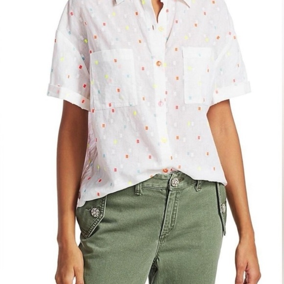 le superbe Tops - Women's New Wave Button Down Shirt with Colorful Accents
